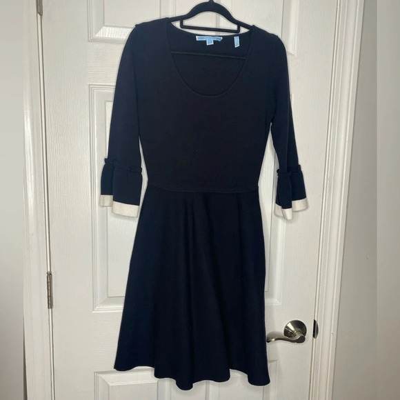 DRAPER JAMES Flutter Sleeve Black Sweater‎ Dress Size Small - Picture 3 of 10
